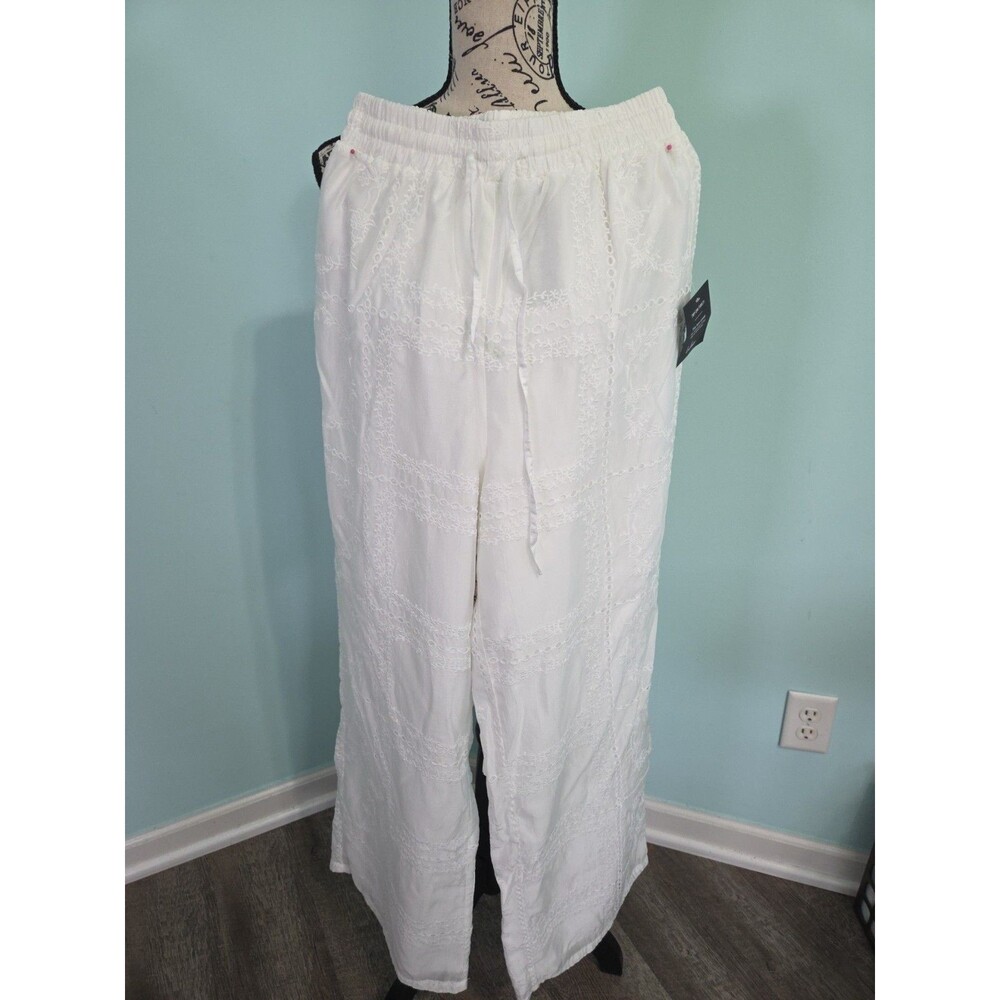 Lulus Anthoula White Eyelet Embroidered Drawstring Pants small new with tags